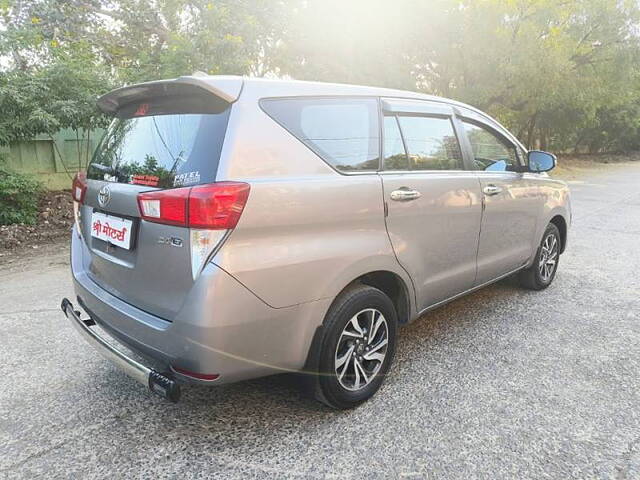 Used Toyota Innova Crysta [2016-2020] 2.4 G 7 STR [2016-2017] in Indore