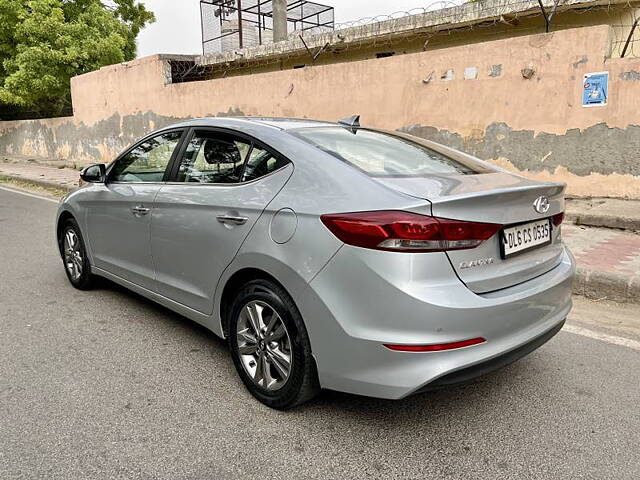 Used Hyundai Elantra [2016-2019] 2.0 SX MT in Delhi