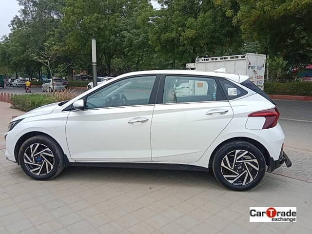 Used Hyundai i20 [2020-2023] Asta (O) 1.2 MT in Delhi