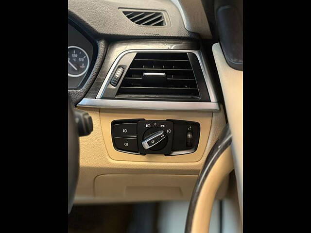 Used BMW 3 Series [2016-2019] 320i Luxury Line in Greater Noida