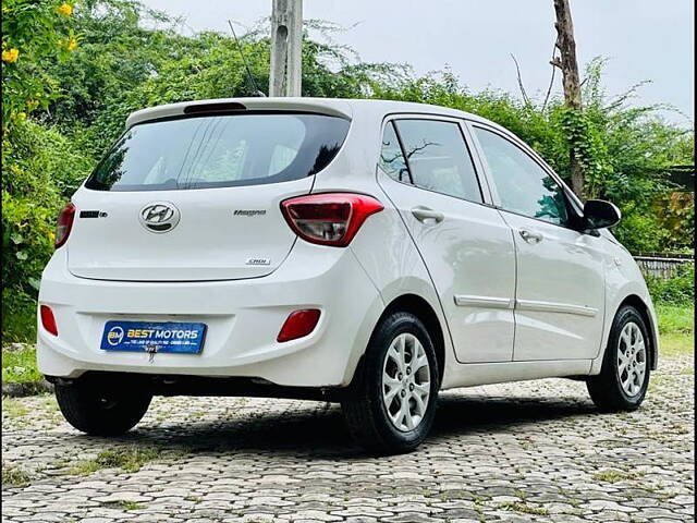 Used Hyundai Grand i10 [2013-2017] Magna 1.1 CRDi [2016-2017] in Ahmedabad