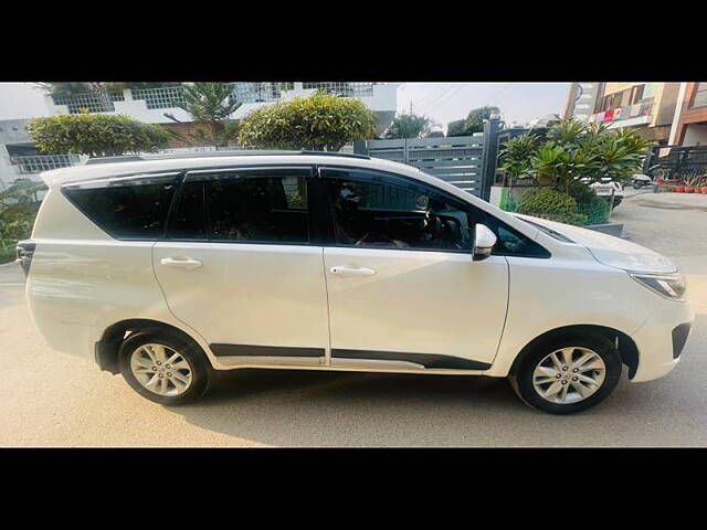 Used Toyota Innova Crysta [2016-2020] 2.4 G 7 STR [2016-2017] in Ghaziabad