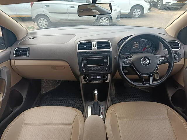 Used Volkswagen Vento [2015-2019] Highline Petrol AT [2015-2016] in Mumbai