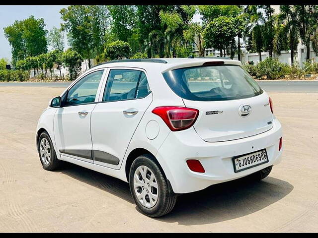 Used Hyundai Grand i10 Sportz (O) AT 1.2 Kappa VTVT [2017-2018] in Vadodara