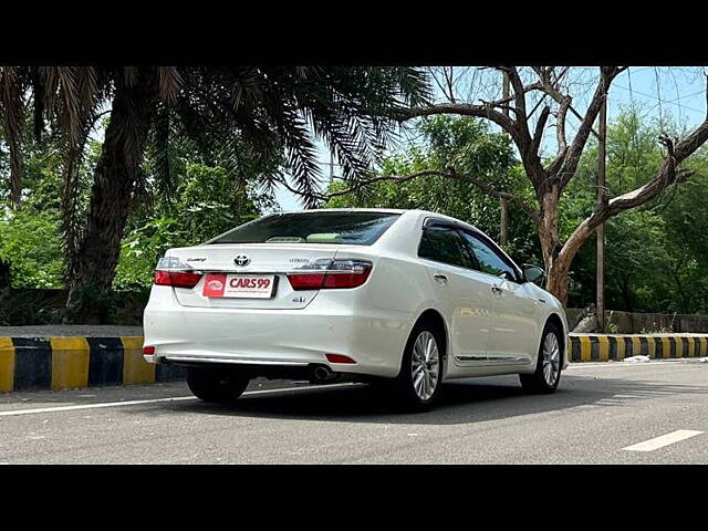 Used Toyota Camry Hybrid in Noida