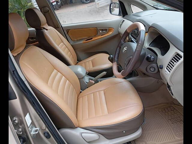 Used Toyota Innova [2009-2012] 2.5 VX 8 STR BS-IV in Hyderabad