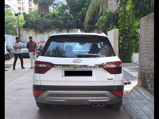 Used Hyundai Alcazar [2021-2023] Signature (O) 6 STR 1.5 Diesel AT in Ahmedabad