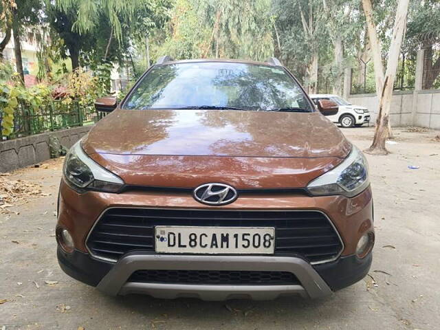 Used 2015 Hyundai i20 Active in Delhi