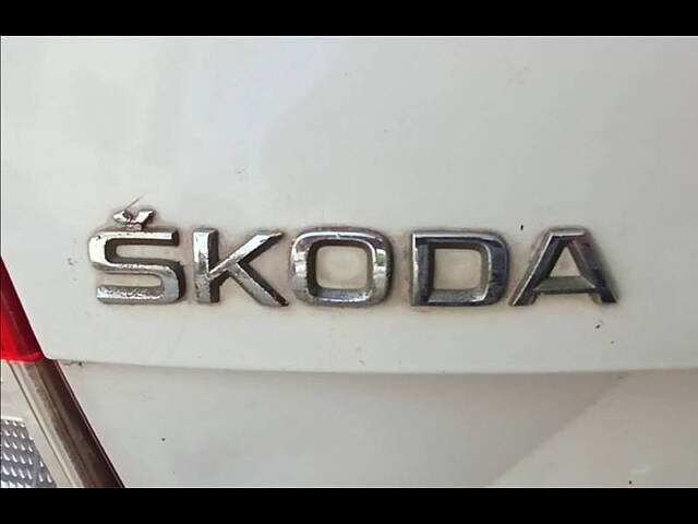 Used Skoda Octavia [2013-2015] Ambition 2.0 TDI AT in Kanpur