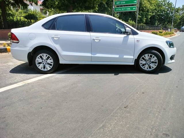 Used Volkswagen Vento [2014-2015] Highline Petrol AT in Gurgaon