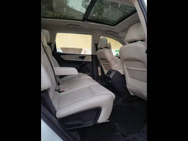 Used Mahindra XUV700 AX 7 Diesel AT 7 STR [2021] in Thane