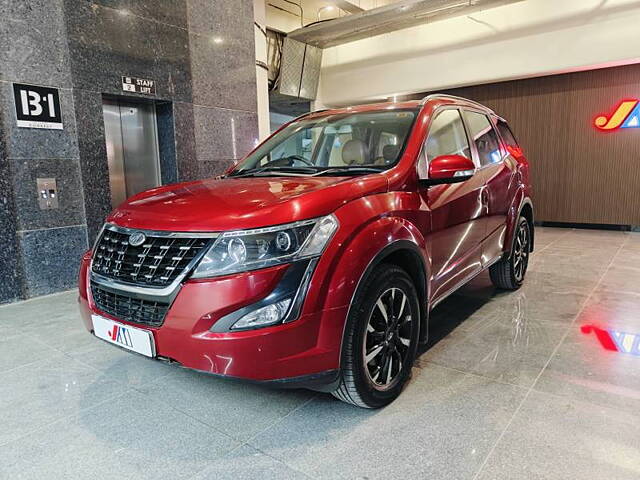 Used Mahindra XUV500 W11 AT in Ahmedabad