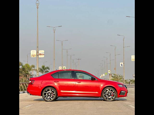 Used Skoda Octavia L&K 2.0 in Surat