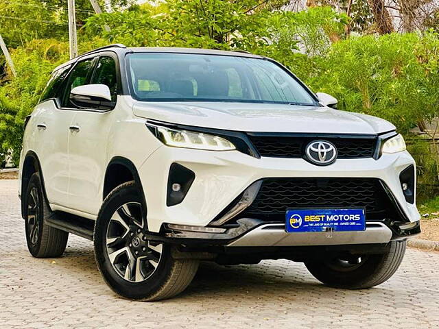 Used Toyota Fortuner 4X2 AT 2.8 Legender in Ahmedabad
