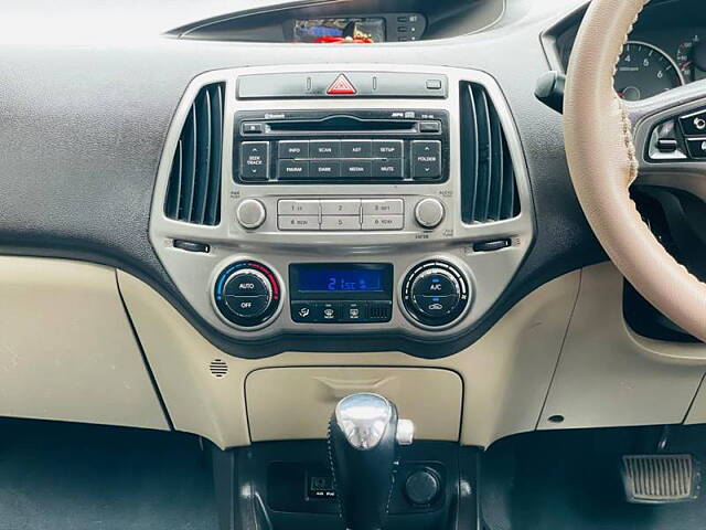 Used Hyundai i20 [2012-2014] Sportz (AT) 1.4 in Surat