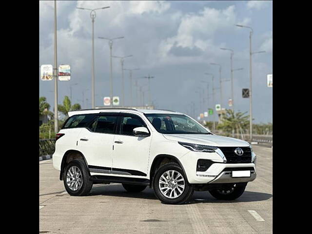 Used Toyota Fortuner 4X4 AT 2.8 Diesel in Surat