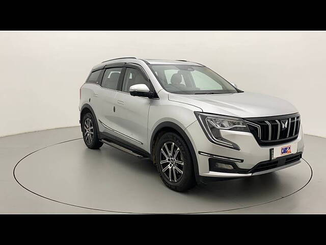 2022 Mahindra XUV700 AX 7 Diesel AT AWD Luxury Pack 7 STR [2021]