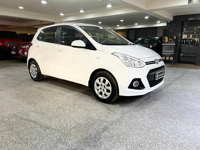 Used Hyundai Grand i10 Sportz (O) AT 1.2 Kappa VTVT [2017-2018] in Delhi