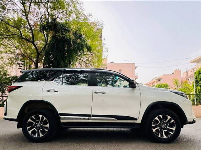 Used Toyota Fortuner Legender 4X2 AT 2.8 Legender in Delhi