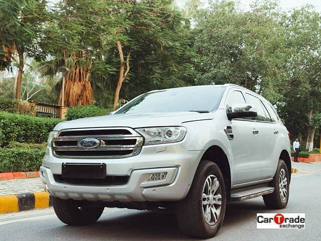 Used Ford Endeavour [2016-2019] Titanium 3.2 4x4 AT in Delhi