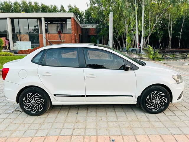 Used Volkswagen Ameo Comfortline 1.0L (P) in Ahmedabad