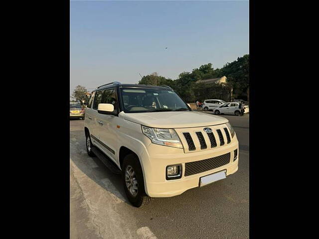 Used Mahindra TUV300 [2015-2019] T8 in Delhi