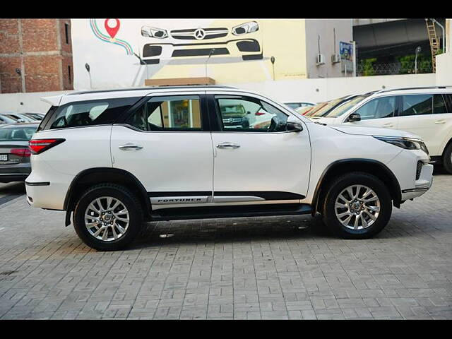 Used Toyota Fortuner 4X4 AT 2.8 Diesel in Delhi