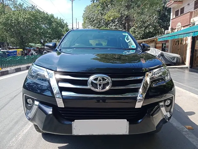 Used 2018 Toyota Fortuner in Delhi