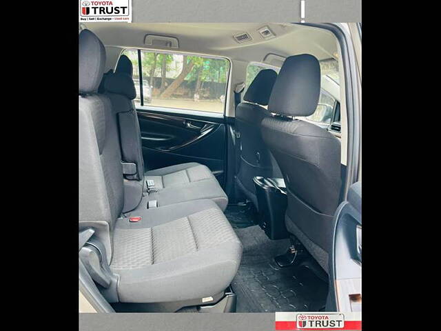 Used Toyota Innova Crysta [2016-2020] 2.7 GX 8 STR [2016-2020] in Mumbai