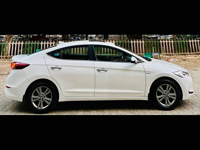 Used Hyundai Elantra SX (O) 2.0 AT in Delhi