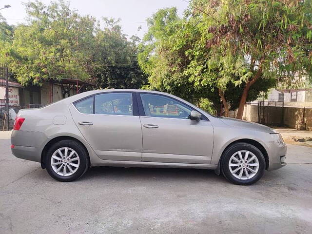 Used Skoda Octavia [2013-2015] Elegance 2.0 TDI AT in Delhi