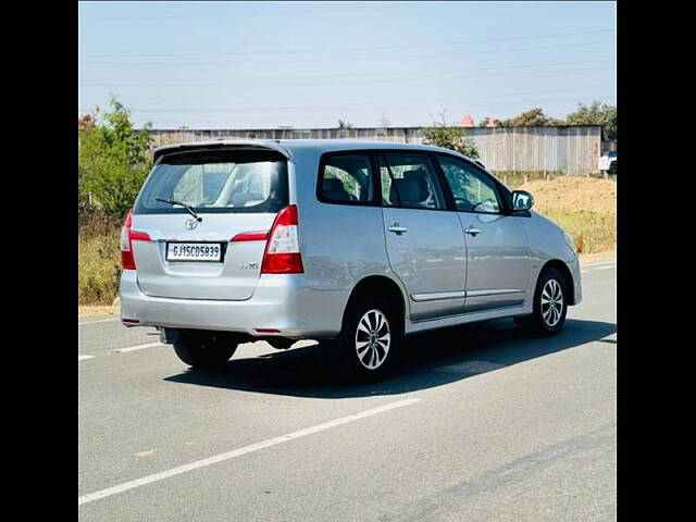 Used Toyota Innova [2013-2014] 2.5 VX 8 STR BS-III in Surat