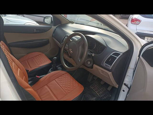 Used Hyundai i20 [2012-2014] Magna 1.4 CRDI in Vadodara