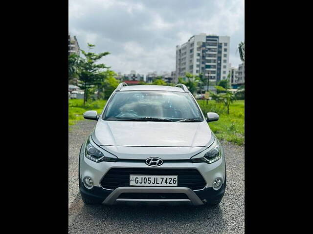 Used 2015 Hyundai i20 Active in Surat