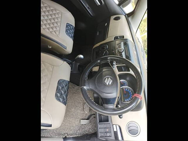 Used Maruti Suzuki Wagon R 1.0 [2014-2019] VXI AMT in Guwahati