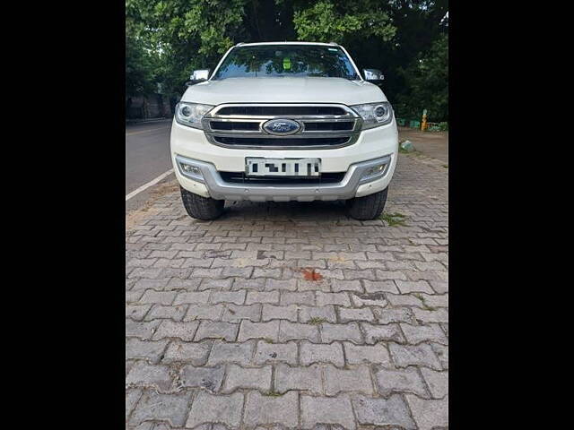 Used Ford Endeavour [2016-2019] Titanium 3.2 4x4 AT in Lucknow