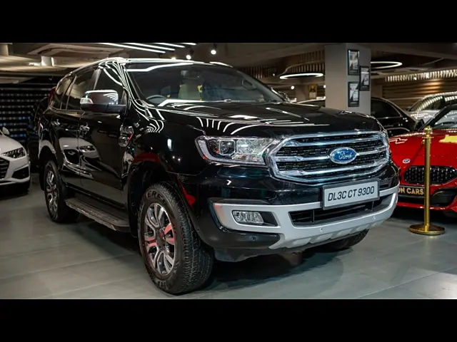 Used 2020 Ford Endeavour in Delhi