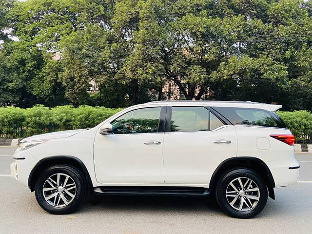 Used Toyota Fortuner [2016-2021] 2.8 4x4 AT in Delhi