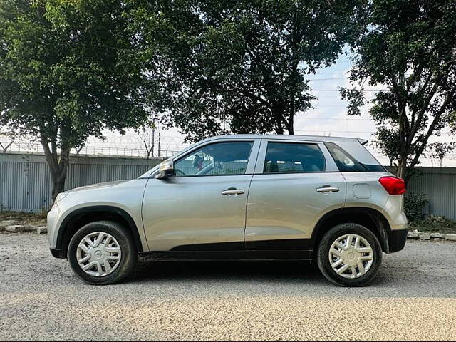 Used Maruti Suzuki Brezza LXi in Delhi