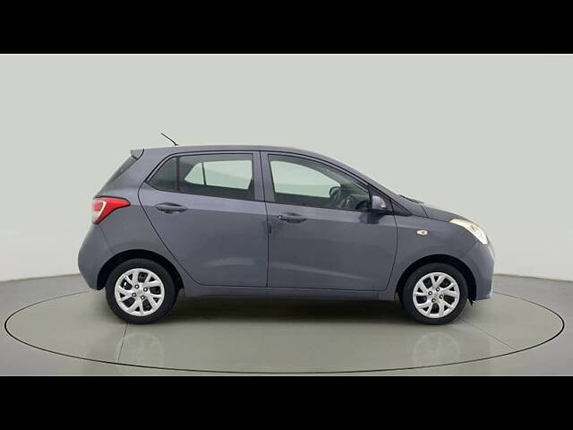 Used Hyundai Grand i10 Magna 1.2 Kappa VTVT in Ahmedabad