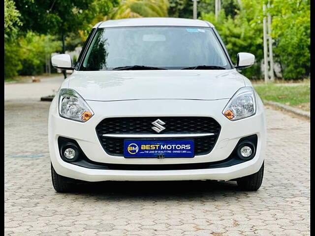 Used Maruti Suzuki Swift [2021-2024] VXi AMT in Ahmedabad