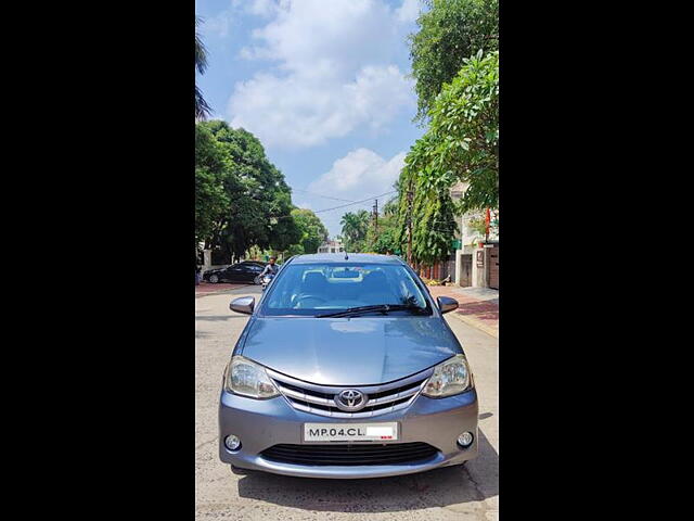 Used 2013 Toyota Etios in Indore