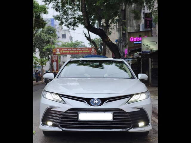 Used Toyota Camry Hybrid in Kolkata