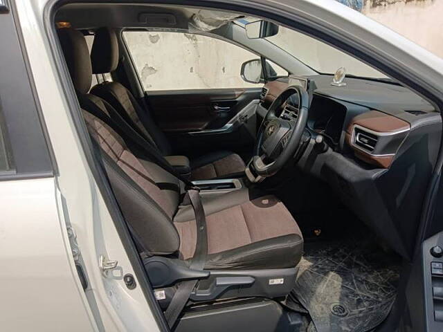 Used Toyota Innova Hycross VX Hybrid 8 STR in Delhi