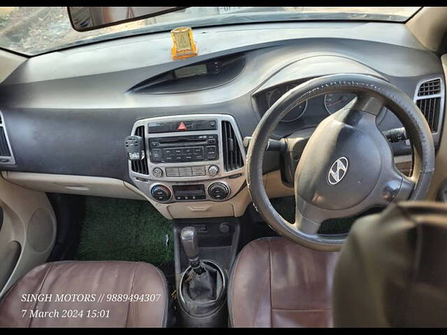 Used Hyundai i20 [2010-2012] Sportz 1.4 CRDI in Kanpur