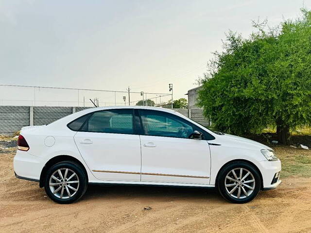 Used Volkswagen Vento Highline Plus 1.0L TSI Automatic in Ahmedabad