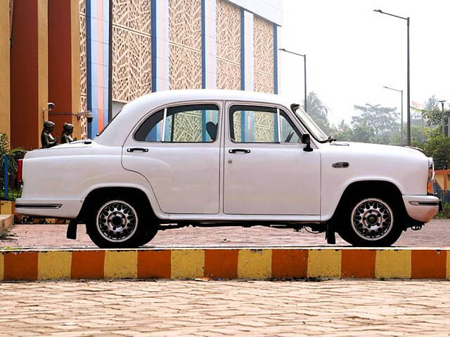 Used Hindustan Motors Ambassador Grand 1800 ISZ MPFI PW CL in Kolkata