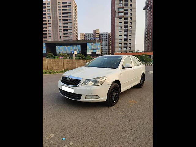 Used Skoda Laura [2005-2009] L&K 1.9 PD MT in Surat