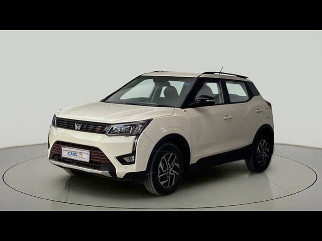 Used Mahindra XUV300 [2019-2024] W8 (O) 1.2 Petrol in Delhi