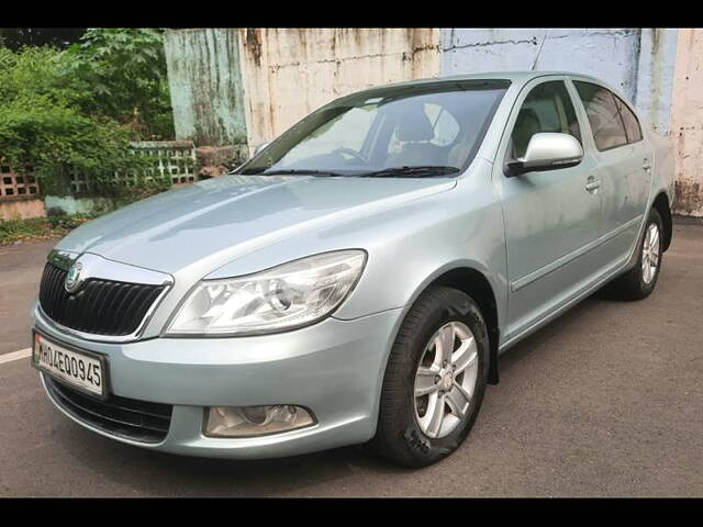 Used Skoda Laura Ambiente 2.0 TDI CR AT in Mumbai